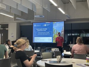 Max presenting at UK-ICN